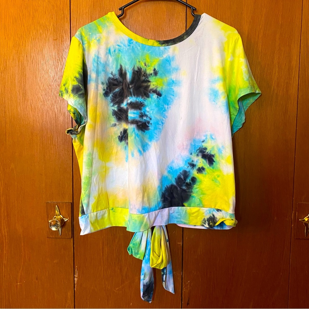 Rue 21 Plus Size 3 XL Tie Dye Crop Top